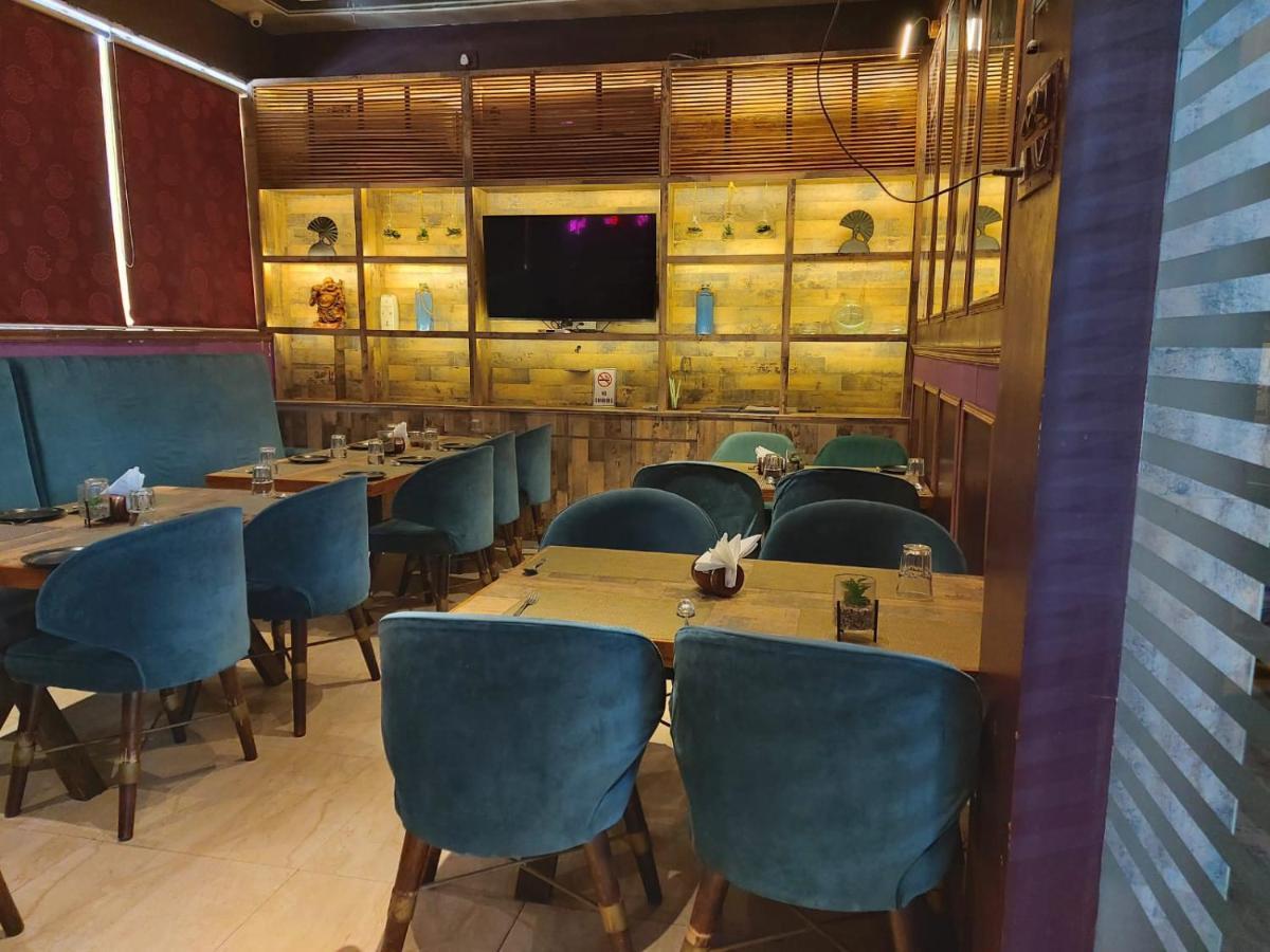 לקנאו Hotel Ss Grandeur מראה חיצוני תמונה