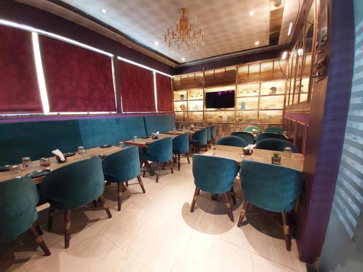 לקנאו Hotel Ss Grandeur מראה חיצוני תמונה